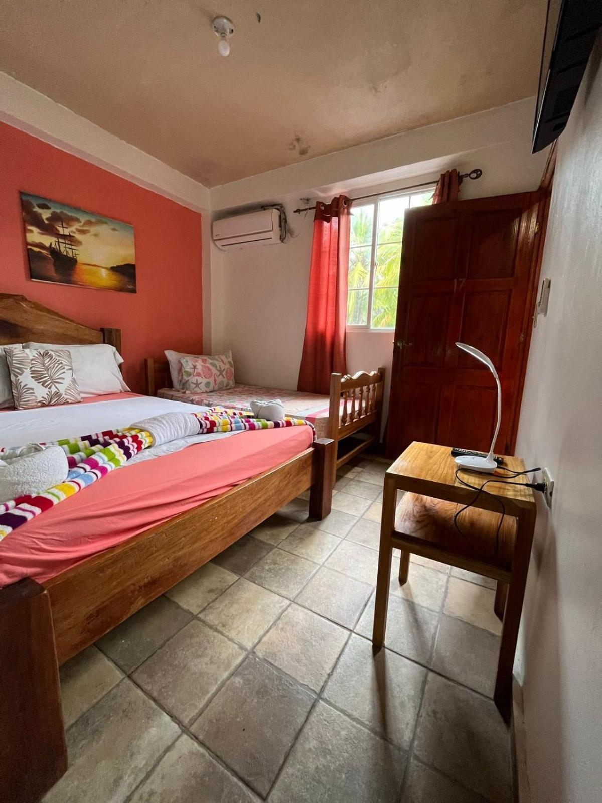 Hotel Y Restaurante Mama Ines Santa Catalina Eksteriør billede